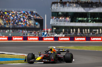 2024-07-06 - Sergio Perez (MEX) - Oracle Red Bull Racing - Red Bull RB20 - Honda RBPT during Qualify Session on day 2, friday july 6, 2024 of the formula 1 qatar airways british grand prix 2024, scheduled to take place at the silverstone circuit from july 5 to july 7, 2024

 - FORMULA 1 - QATAR AIRWAYS BRITISHGRAND PRIX 2024 - PRACTICE AND QUALIFY - FORMULA 1 - MOTORS