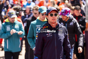 2024-07-07 - Sergio Perez (MEX) - Oracle Red Bull Racing - Red Bull RB20 - Honda RBPT during Race Day, on day 4, sunday july 7, 2024 of the formula 1 qatar airways british grand prix 2024, scheduled to take place at the silverstone circuit from july 5 to july 7, 2024 - FORMULA 1 - QATAR AIRWAYS BRITISHGRAND PRIX 2024 - RACE - FORMULA 1 - MOTORS