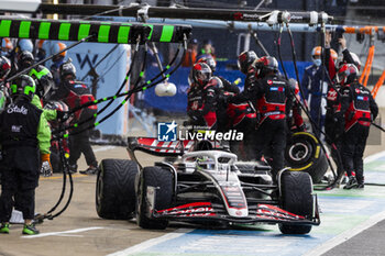 2024-07-07 - Nico Hulkenberg (GER) - MoneyGram Haas F1 Team - Haas VF-24 - Ferrari during Race Day, on day 4, sunday july 7, 2024 of the formula 1 qatar airways british grand prix 2024, scheduled to take place at the silverstone circuit from july 5 to july 7, 2024 - FORMULA 1 - QATAR AIRWAYS BRITISHGRAND PRIX 2024 - RACE - FORMULA 1 - MOTORS