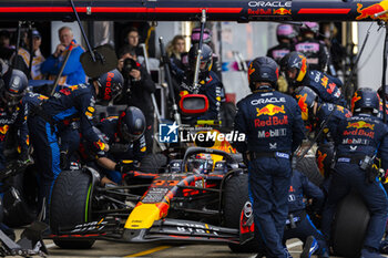 2024-07-07 - Sergio Perez (MEX) - Oracle Red Bull Racing - Red Bull RB20 - Honda RBPT during the Race on day 4, Sunday july 7, 2024 of the formula 1 qatar airways british grand prix 2024, scheduled to take place at the silverstone circuit from july 5 to july 7, 2024 - FORMULA 1 - QATAR AIRWAYS BRITISHGRAND PRIX 2024 - RACE - FORMULA 1 - MOTORS