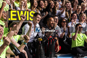 2024-07-07 - Mercedes-AMG Petronas F1 Team celebrating the victory o Lewis Hamilton (GBR) - Mercedes-AMG PETRONAS F1 Team - Mercedes W15 - Mercedes E Performance after the Race on day 4, Sunday july 7, 2024 of the formula 1 qatar airways british grand prix 2024, scheduled to take place at the silverstone circuit from july 5 to july 7, 2024 - FORMULA 1 - QATAR AIRWAYS BRITISHGRAND PRIX 2024 - RACE - FORMULA 1 - MOTORS