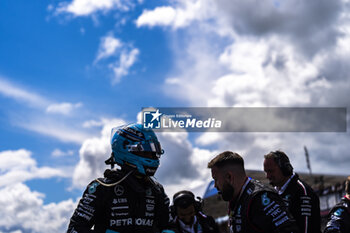 2024-07-07 - George Russell (GBR) - Mercedes-AMG PETRONAS F1 Team - Mercedes W15 - Mercedes E Performance during the Race on day 4, Sunday july 7, 2024 of the formula 1 qatar airways british grand prix 2024, scheduled to take place at the silverstone circuit from july 5 to july 7, 2024 - FORMULA 1 - QATAR AIRWAYS BRITISHGRAND PRIX 2024 - RACE - FORMULA 1 - MOTORS