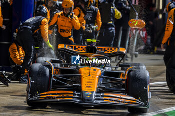 2024-07-07 - Lando Norris (GBR) - McLaren Formula 1 Team - McLaren MCL38 - Mercedes during the Race on day 4, Sunday july 7, 2024 of the formula 1 qatar airways british grand prix 2024, scheduled to take place at the silverstone circuit from july 5 to july 7, 2024 - FORMULA 1 - QATAR AIRWAYS BRITISHGRAND PRIX 2024 - RACE - FORMULA 1 - MOTORS