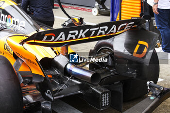 2024-07-05 - McLaren F1 Team MCL38, mechanical detail rear wing aerodynamism, aerodynamic, aerodynamics during the Formula 1 Qatar Airways British Grand Prix 2024, 12th round of the 2024 Formula One World Championship from July 5 to 7, 2024 on the Silverstone Circuit, in Silverstone, United Kingdom - F1 - BRITISH GRAND PRIX 2024 - FORMULA 1 - MOTORS