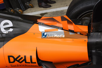 2024-07-05 - McLaren F1 Team MCL38, mechanical detail engine cover during the Formula 1 Qatar Airways British Grand Prix 2024, 12th round of the 2024 Formula One World Championship from July 5 to 7, 2024 on the Silverstone Circuit, in Silverstone, United Kingdom - F1 - BRITISH GRAND PRIX 2024 - FORMULA 1 - MOTORS