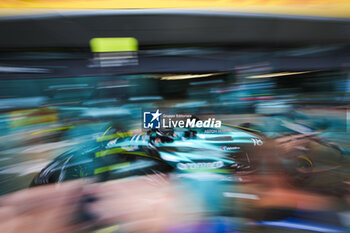 2024-07-05 - Aston Martin F1 Team, ambiance pit stop practice during the Formula 1 Qatar Airways British Grand Prix 2024, 12th round of the 2024 Formula One World Championship from July 5 to 7, 2024 on the Silverstone Circuit, in Silverstone, United Kingdom - F1 - BRITISH GRAND PRIX 2024 - FORMULA 1 - MOTORS