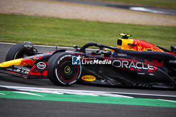 2024-07-05 - 30 HADJAR Isack (fra), Red Bull Racing RB20, action during the Formula 1 Qatar Airways British Grand Prix 2024, 12th round of the 2024 Formula One World Championship from July 5 to 7, 2024 on the Silverstone Circuit, in Silverstone, United Kingdom - F1 - BRITISH GRAND PRIX 2024 - FORMULA 1 - MOTORS