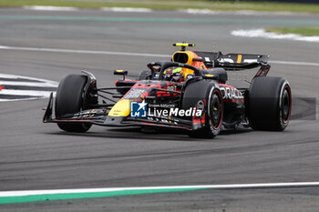 2024-07-05 - 37 HADJAR Isack (fra), Red Bull Racing RB20, action during the Formula 1 Qatar Airways British Grand Prix 2024, 12th round of the 2024 Formula One World Championship from July 5 to 7, 2024 on the Silverstone Circuit, in Silverstone, United Kingdom - F1 - BRITISH GRAND PRIX 2024 - FORMULA 1 - MOTORS