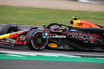 2024-07-05 - 37 HADJAR Isack (fra), Red Bull Racing RB20, action during the Formula 1 Qatar Airways British Grand Prix 2024, 12th round of the 2024 Formula One World Championship from July 5 to 7, 2024 on the Silverstone Circuit, in Silverstone, United Kingdom - F1 - BRITISH GRAND PRIX 2024 - FORMULA 1 - MOTORS