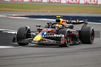 2024-07-05 - 37 HADJAR Isack (fra), Red Bull Racing RB20, action during the Formula 1 Qatar Airways British Grand Prix 2024, 12th round of the 2024 Formula One World Championship from July 5 to 7, 2024 on the Silverstone Circuit, in Silverstone, United Kingdom - F1 - BRITISH GRAND PRIX 2024 - FORMULA 1 - MOTORS