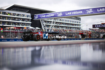 2024-07-05 - 55 SAINZ Carlos (spa), Scuderia Ferrari SF-24, action during the Formula 1 Qatar Airways British Grand Prix 2024, 12th round of the 2024 Formula One World Championship from July 5 to 7, 2024 on the Silverstone Circuit, in Silverstone, United Kingdom - F1 - BRITISH GRAND PRIX 2024 - FORMULA 1 - MOTORS