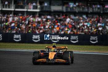 2024-07-05 - 04 NORRIS Lando (gbr), McLaren F1 Team MCL38, action during the Formula 1 Qatar Airways British Grand Prix 2024, 12th round of the 2024 Formula One World Championship from July 5 to 7, 2024 on the Silverstone Circuit, in Silverstone, United Kingdom - F1 - BRITISH GRAND PRIX 2024 - FORMULA 1 - MOTORS