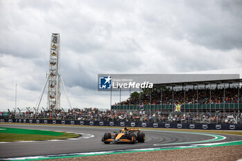 2024-07-05 - 81 PIASTRI Oscar (aus), McLaren F1 Team MCL38, action during the Formula 1 Qatar Airways British Grand Prix 2024, 12th round of the 2024 Formula One World Championship from July 5 to 7, 2024 on the Silverstone Circuit, in Silverstone, United Kingdom - F1 - BRITISH GRAND PRIX 2024 - FORMULA 1 - MOTORS