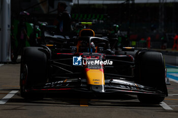 2024-07-05 - 11 PEREZ Sergio (mex), Red Bull Racing RB20, action during the Formula 1 Qatar Airways British Grand Prix 2024, 12th round of the 2024 Formula One World Championship from July 5 to 7, 2024 on the Silverstone Circuit, in Silverstone, United Kingdom - F1 - BRITISH GRAND PRIX 2024 - FORMULA 1 - MOTORS