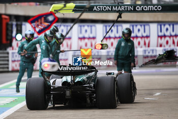 2024-07-05 - 14 ALONSO Fernando (spa), Aston Martin F1 Team AMR24, action during the Formula 1 Qatar Airways British Grand Prix 2024, 12th round of the 2024 Formula One World Championship from July 5 to 7, 2024 on the Silverstone Circuit, in Silverstone, United Kingdom - F1 - BRITISH GRAND PRIX 2024 - FORMULA 1 - MOTORS