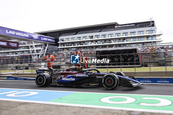 2024-07-05 - 23 ALBON Alexander (tha), Williams Racing FW45, action during the Formula 1 Qatar Airways British Grand Prix 2024, 12th round of the 2024 Formula One World Championship from July 5 to 7, 2024 on the Silverstone Circuit, in Silverstone, United Kingdom - F1 - BRITISH GRAND PRIX 2024 - FORMULA 1 - MOTORS