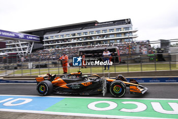 2024-07-05 - 04 NORRIS Lando (gbr), McLaren F1 Team MCL38, action during the Formula 1 Qatar Airways British Grand Prix 2024, 12th round of the 2024 Formula One World Championship from July 5 to 7, 2024 on the Silverstone Circuit, in Silverstone, United Kingdom - F1 - BRITISH GRAND PRIX 2024 - FORMULA 1 - MOTORS