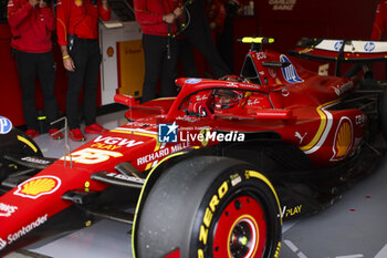 2024-07-05 - SAINZ Carlos (spa), Scuderia Ferrari SF-24, portrait during the Formula 1 Qatar Airways British Grand Prix 2024, 12th round of the 2024 Formula One World Championship from July 5 to 7, 2024 on the Silverstone Circuit, in Silverstone, United Kingdom - F1 - BRITISH GRAND PRIX 2024 - FORMULA 1 - MOTORS