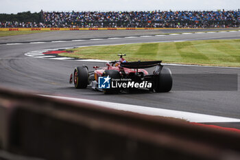 2024-07-05 - 55 SAINZ Carlos (spa), Scuderia Ferrari SF-24, action during the Formula 1 Qatar Airways British Grand Prix 2024, 12th round of the 2024 Formula One World Championship from July 5 to 7, 2024 on the Silverstone Circuit, in Silverstone, United Kingdom - F1 - BRITISH GRAND PRIX 2024 - FORMULA 1 - MOTORS