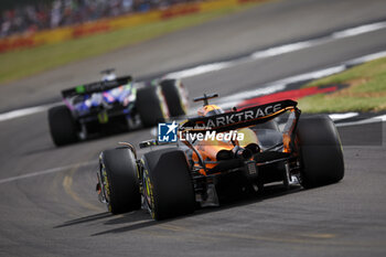 2024-07-05 - 81 PIASTRI Oscar (aus), McLaren F1 Team MCL38, action during the Formula 1 Qatar Airways British Grand Prix 2024, 12th round of the 2024 Formula One World Championship from July 5 to 7, 2024 on the Silverstone Circuit, in Silverstone, United Kingdom - F1 - BRITISH GRAND PRIX 2024 - FORMULA 1 - MOTORS