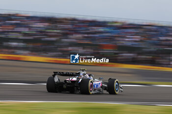 2024-07-05 - 10 GASLY Pierre (fra), Alpine F1 Team A524, action during the Formula 1 Qatar Airways British Grand Prix 2024, 12th round of the 2024 Formula One World Championship from July 5 to 7, 2024 on the Silverstone Circuit, in Silverstone, United Kingdom - F1 - BRITISH GRAND PRIX 2024 - FORMULA 1 - MOTORS