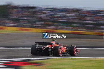 2024-07-05 - 55 SAINZ Carlos (spa), Scuderia Ferrari SF-24, action during the Formula 1 Qatar Airways British Grand Prix 2024, 12th round of the 2024 Formula One World Championship from July 5 to 7, 2024 on the Silverstone Circuit, in Silverstone, United Kingdom - F1 - BRITISH GRAND PRIX 2024 - FORMULA 1 - MOTORS