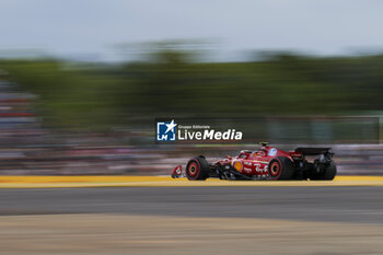 2024-07-05 - 55 SAINZ Carlos (spa), Scuderia Ferrari SF-24, action during the Formula 1 Qatar Airways British Grand Prix 2024, 12th round of the 2024 Formula One World Championship from July 5 to 7, 2024 on the Silverstone Circuit, in Silverstone, United Kingdom - F1 - BRITISH GRAND PRIX 2024 - FORMULA 1 - MOTORS