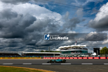 2024-07-05 - 14 ALONSO Fernando (spa), Aston Martin F1 Team AMR24, action during the Formula 1 Qatar Airways British Grand Prix 2024, 12th round of the 2024 Formula One World Championship from July 5 to 7, 2024 on the Silverstone Circuit, in Silverstone, United Kingdom - F1 - BRITISH GRAND PRIX 2024 - FORMULA 1 - MOTORS