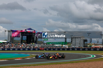 2024-07-05 - 01 VERSTAPPEN Max (nld), Red Bull Racing RB20, action 10 GASLY Pierre (fra), Alpine F1 Team A524, action during the Formula 1 Qatar Airways British Grand Prix 2024, 12th round of the 2024 Formula One World Championship from July 5 to 7, 2024 on the Silverstone Circuit, in Silverstone, United Kingdom - F1 - BRITISH GRAND PRIX 2024 - FORMULA 1 - MOTORS