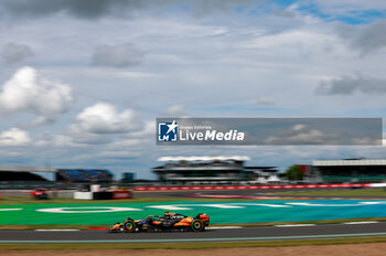 2024-07-05 - 04 NORRIS Lando (gbr), McLaren F1 Team MCL38, action during the Formula 1 Qatar Airways British Grand Prix 2024, 12th round of the 2024 Formula One World Championship from July 5 to 7, 2024 on the Silverstone Circuit, in Silverstone, United Kingdom - F1 - BRITISH GRAND PRIX 2024 - FORMULA 1 - MOTORS