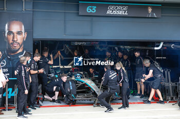 2024-07-05 - RUSSELL George (gbr), Mercedes AMG F1 Team W15, portrait during the Formula 1 Qatar Airways British Grand Prix 2024, 12th round of the 2024 Formula One World Championship from July 5 to 7, 2024 on the Silverstone Circuit, in Silverstone, United Kingdom - F1 - BRITISH GRAND PRIX 2024 - FORMULA 1 - MOTORS