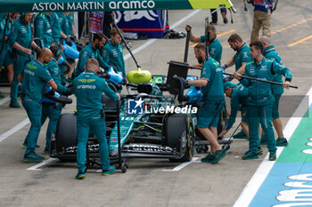 2024-07-05 - 18 STROLL Lance (can), Aston Martin F1 Team AMR24, action during the Formula 1 Qatar Airways British Grand Prix 2024, 12th round of the 2024 Formula One World Championship from July 5 to 7, 2024 on the Silverstone Circuit, in Silverstone, United Kingdom - F1 - BRITISH GRAND PRIX 2024 - FORMULA 1 - MOTORS