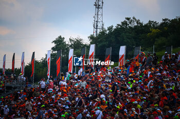 2024-07-21 - Public/Tifosi/Fan/Grandstand, during the Hungarian GP, Budapest 18-21 July 2024 Formula 1 World championship 2024. - FORMULA 1 HUNGARIAN GRAND PRIX 2024 - RACE - FORMULA 1 - MOTORS