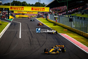 2024-07-21 - 81 Oscar Piastri, (AUS) McLaren Mercedes during the Hungarian GP, Budapest 18-21 July 2024 Formula 1 World championship 2024. - FORMULA 1 HUNGARIAN GRAND PRIX 2024 - RACE - FORMULA 1 - MOTORS