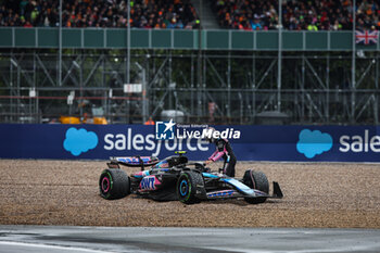 2024-07-06 - 10 GASLY Pierre (fra), Alpine F1 Team A524, action during the Formula 1 Qatar Airways British Grand Prix 2024, 12th round of the 2024 Formula One World Championship from July 5 to 7, 2024 on the Silverstone Circuit, in Silverstone, United Kingdom - F1 - BRITISH GRAND PRIX 2024 - FORMULA 1 - MOTORS