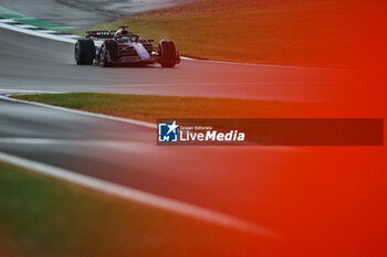 2024-07-06 - 23 ALBON Alexander (tha), Williams Racing FW45, action during the Formula 1 Qatar Airways British Grand Prix 2024, 12th round of the 2024 Formula One World Championship from July 5 to 7, 2024 on the Silverstone Circuit, in Silverstone, United Kingdom - F1 - BRITISH GRAND PRIX 2024 - FORMULA 1 - MOTORS