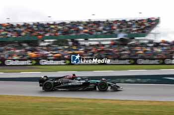 2024-07-06 - 63 RUSSELL George (gbr), Mercedes AMG F1 Team W15, action during the Formula 1 Qatar Airways British Grand Prix 2024, 12th round of the 2024 Formula One World Championship from July 5 to 7, 2024 on the Silverstone Circuit, in Silverstone, United Kingdom - F1 - BRITISH GRAND PRIX 2024 - FORMULA 1 - MOTORS