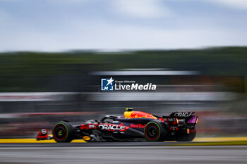 2024-07-06 - 11 PEREZ Sergio (mex), Red Bull Racing RB20, action during the Formula 1 Qatar Airways British Grand Prix 2024, 12th round of the 2024 Formula One World Championship from July 5 to 7, 2024 on the Silverstone Circuit, in Silverstone, United Kingdom - F1 - BRITISH GRAND PRIX 2024 - FORMULA 1 - MOTORS