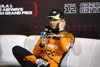 2024-07-06 - NORRIS Lando (gbr), McLaren F1 Team MCL38, portrait, press conference during the Formula 1 Qatar Airways British Grand Prix 2024, 12th round of the 2024 Formula One World Championship from July 5 to 7, 2024 on the Silverstone Circuit, in Silverstone, United Kingdom - F1 - BRITISH GRAND PRIX 2024 - FORMULA 1 - MOTORS