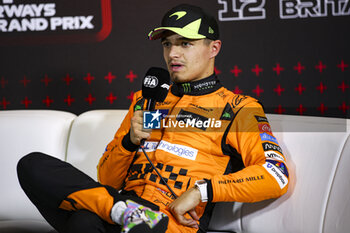 2024-07-06 - NORRIS Lando (gbr), McLaren F1 Team MCL38, portrait, press conference during the Formula 1 Qatar Airways British Grand Prix 2024, 12th round of the 2024 Formula One World Championship from July 5 to 7, 2024 on the Silverstone Circuit, in Silverstone, United Kingdom - F1 - BRITISH GRAND PRIX 2024 - FORMULA 1 - MOTORS