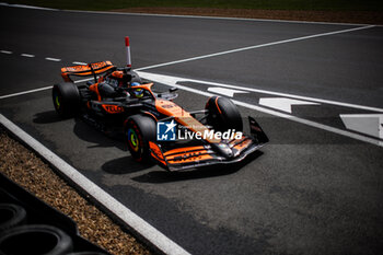 2024-07-06 - 81 PIASTRI Oscar (aus), McLaren F1 Team MCL38, action during the Formula 1 Qatar Airways British Grand Prix 2024, 12th round of the 2024 Formula One World Championship from July 5 to 7, 2024 on the Silverstone Circuit, in Silverstone, United Kingdom - F1 - BRITISH GRAND PRIX 2024 - FORMULA 1 - MOTORS