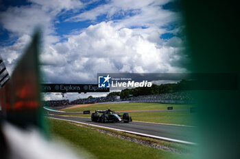 2024-07-06 - 44 HAMILTON Lewis (gbr), Mercedes AMG F1 Team W15, action during the Formula 1 Qatar Airways British Grand Prix 2024, 12th round of the 2024 Formula One World Championship from July 5 to 7, 2024 on the Silverstone Circuit, in Silverstone, United Kingdom - F1 - BRITISH GRAND PRIX 2024 - FORMULA 1 - MOTORS