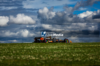 2024-07-06 - 04 NORRIS Lando (gbr), McLaren F1 Team MCL38, action during the Formula 1 Qatar Airways British Grand Prix 2024, 12th round of the 2024 Formula One World Championship from July 5 to 7, 2024 on the Silverstone Circuit, in Silverstone, United Kingdom - F1 - BRITISH GRAND PRIX 2024 - FORMULA 1 - MOTORS