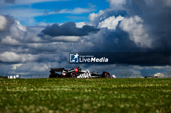 2024-07-06 - 27 HULKENBERG Nico (ger), Haas F1 Team VF-24 Ferrari, action during the Formula 1 Qatar Airways British Grand Prix 2024, 12th round of the 2024 Formula One World Championship from July 5 to 7, 2024 on the Silverstone Circuit, in Silverstone, United Kingdom - F1 - BRITISH GRAND PRIX 2024 - FORMULA 1 - MOTORS