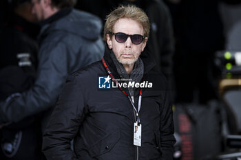 2024-07-06 - BRUCKHEIMER Jerry (USA), Television and film producer for the Apex F1 movie by Apple Studios / Bruckheimer Films, portrait during the Formula 1 Qatar Airways British Grand Prix 2024, 12th round of the 2024 Formula One World Championship from July 5 to 7, 2024 on the Silverstone Circuit, in Silverstone, United Kingdom - F1 - BRITISH GRAND PRIX 2024 - FORMULA 1 - MOTORS