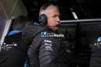 2024-07-06 - CHERRY Rob (gbr), Race Team Manager of Alpine F1 Team, portrait during the Formula 1 Qatar Airways British Grand Prix 2024, 12th round of the 2024 Formula One World Championship from July 5 to 7, 2024 on the Silverstone Circuit, in Silverstone, United Kingdom - F1 - BRITISH GRAND PRIX 2024 - FORMULA 1 - MOTORS