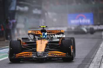 2024-07-06 - 04 NORRIS Lando (gbr), McLaren F1 Team MCL38, action during the Formula 1 Qatar Airways British Grand Prix 2024, 12th round of the 2024 Formula One World Championship from July 5 to 7, 2024 on the Silverstone Circuit, in Silverstone, United Kingdom - F1 - BRITISH GRAND PRIX 2024 - FORMULA 1 - MOTORS