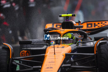 2024-07-06 - 04 NORRIS Lando (gbr), McLaren F1 Team MCL38, action during the Formula 1 Qatar Airways British Grand Prix 2024, 12th round of the 2024 Formula One World Championship from July 5 to 7, 2024 on the Silverstone Circuit, in Silverstone, United Kingdom - F1 - BRITISH GRAND PRIX 2024 - FORMULA 1 - MOTORS