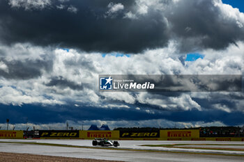 2024-07-06 - 44 HAMILTON Lewis (gbr), Mercedes AMG F1 Team W15, action during the Formula 1 Qatar Airways British Grand Prix 2024, 12th round of the 2024 Formula One World Championship from July 5 to 7, 2024 on the Silverstone Circuit, in Silverstone, United Kingdom - F1 - BRITISH GRAND PRIX 2024 - FORMULA 1 - MOTORS