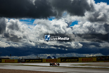 2024-07-06 - 81 PIASTRI Oscar (aus), McLaren F1 Team MCL38, action during the Formula 1 Qatar Airways British Grand Prix 2024, 12th round of the 2024 Formula One World Championship from July 5 to 7, 2024 on the Silverstone Circuit, in Silverstone, United Kingdom - F1 - BRITISH GRAND PRIX 2024 - FORMULA 1 - MOTORS